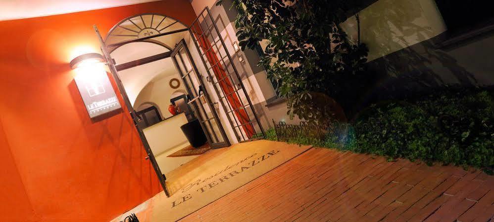 阿拉西奥Le Terrazze公寓式酒店 外观 照片